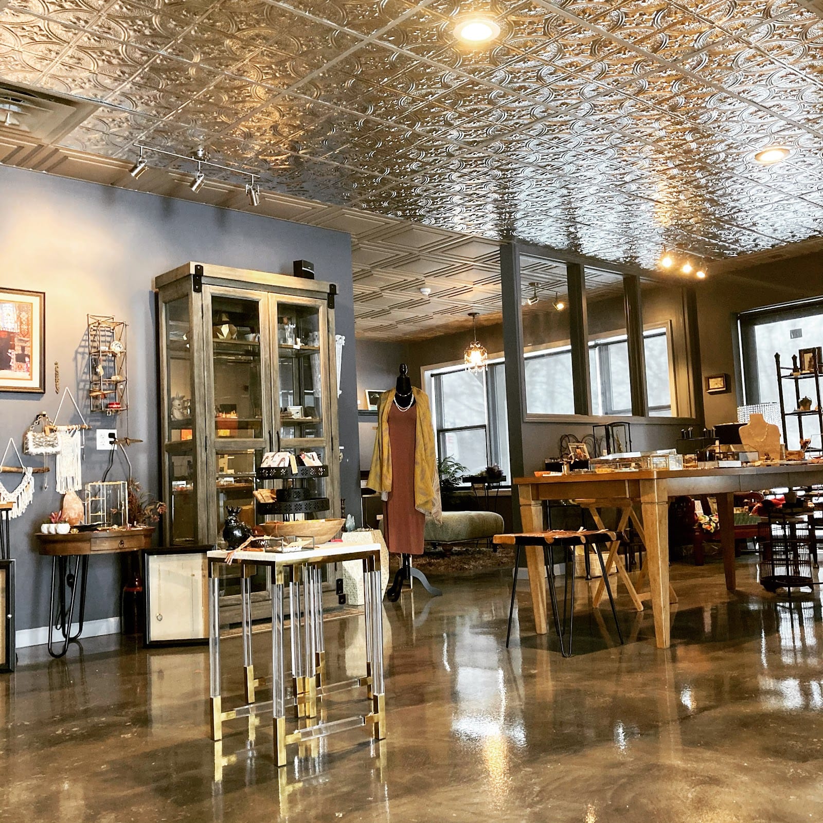 Coquelicot Gallery and Cafe