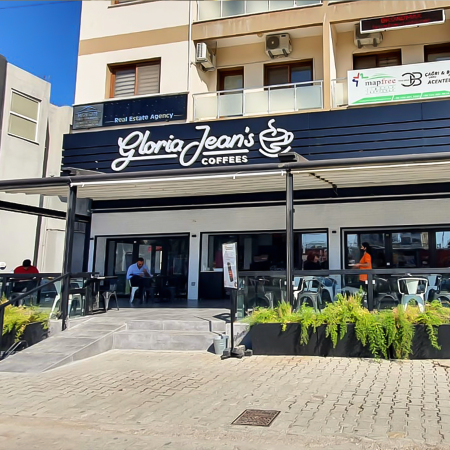 Gloria Jean's