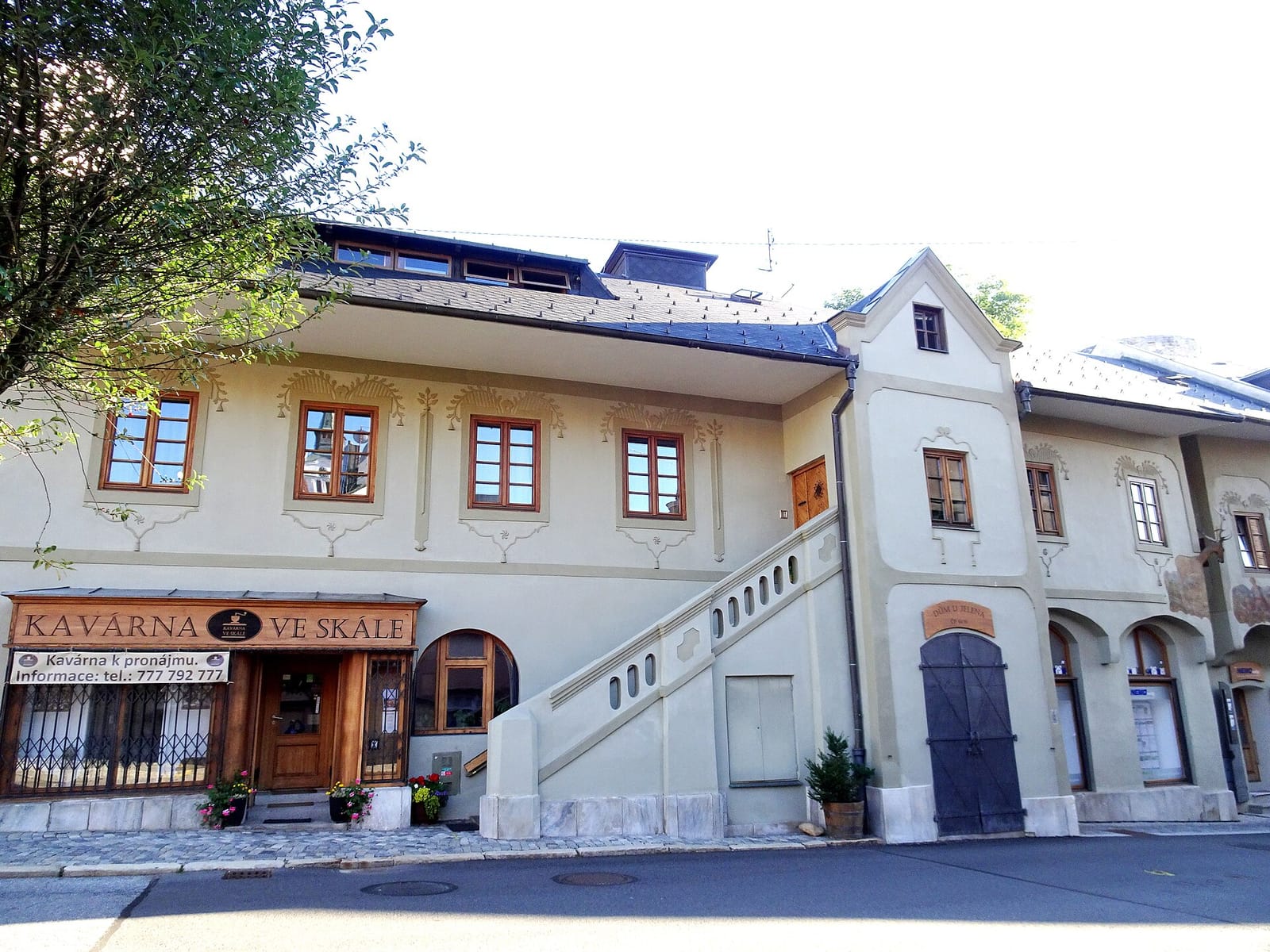 Kavárna ve skále photo 2