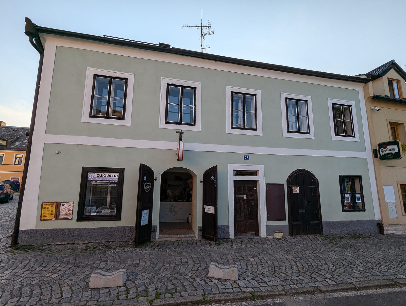 Cukrárna U Kostela