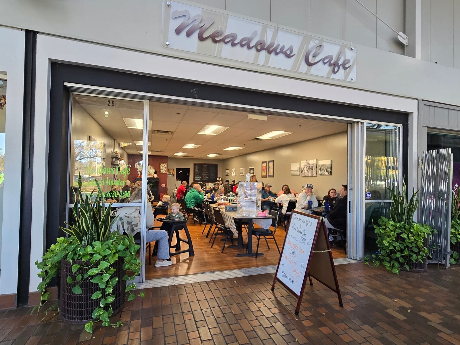 Meadows Cafe