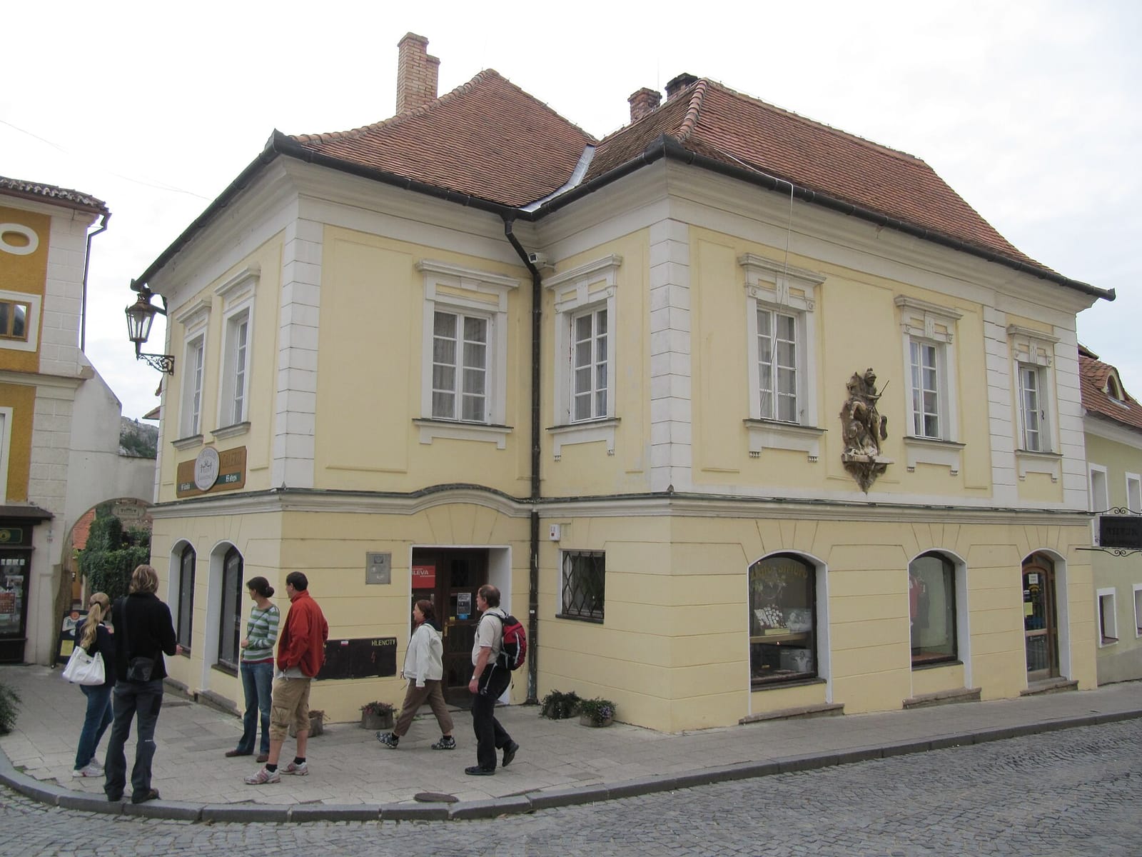 (NE) VINNÁ KAVÁRNA photo 4