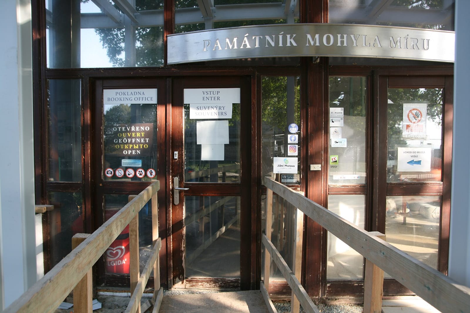 Mohyla Míru photo 4