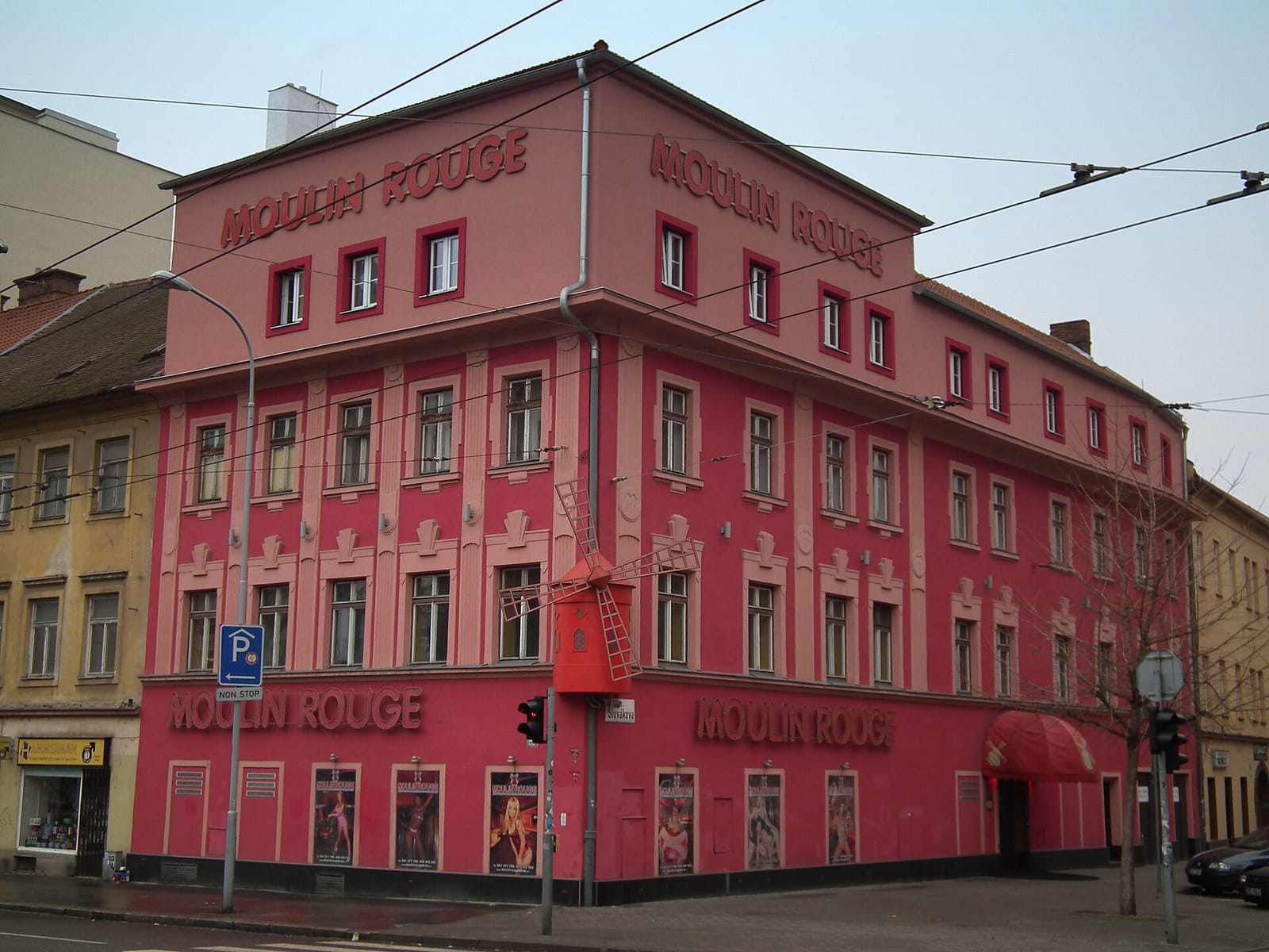 Literární čajovna Skleněná louka photo 4
