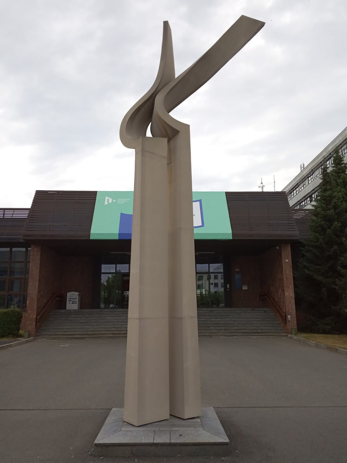 Campus café photo 2