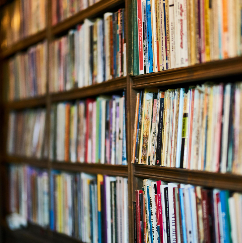 Globe Bookstore & Café photo 3