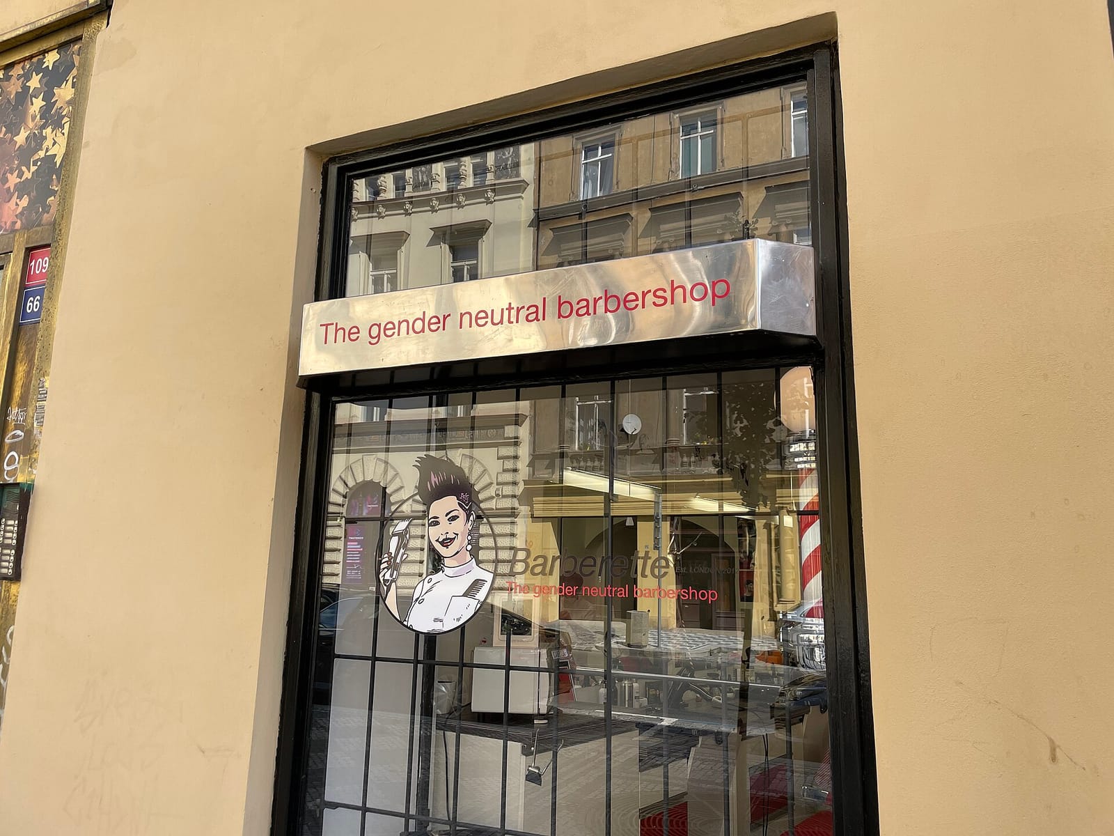 Hnízdo - humanitní komunitní prostor photo 4