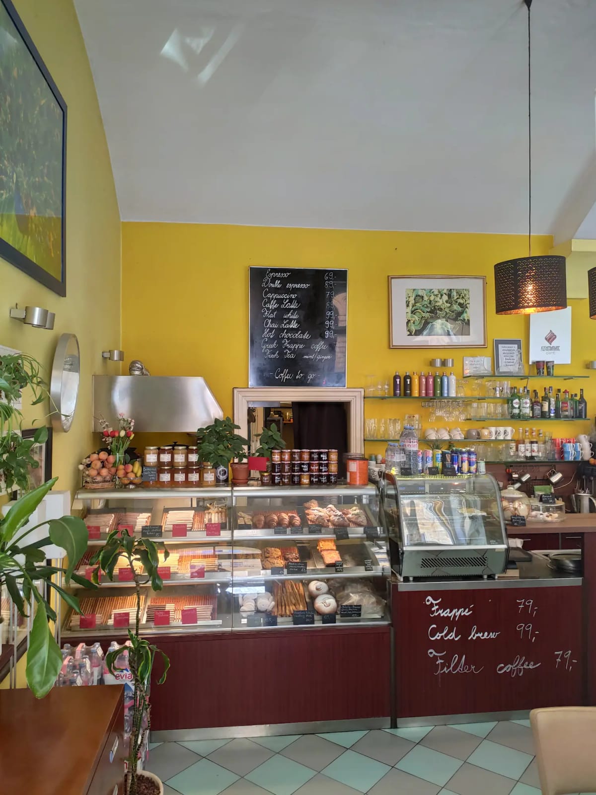 Bistro Deli & Bakery photo 3