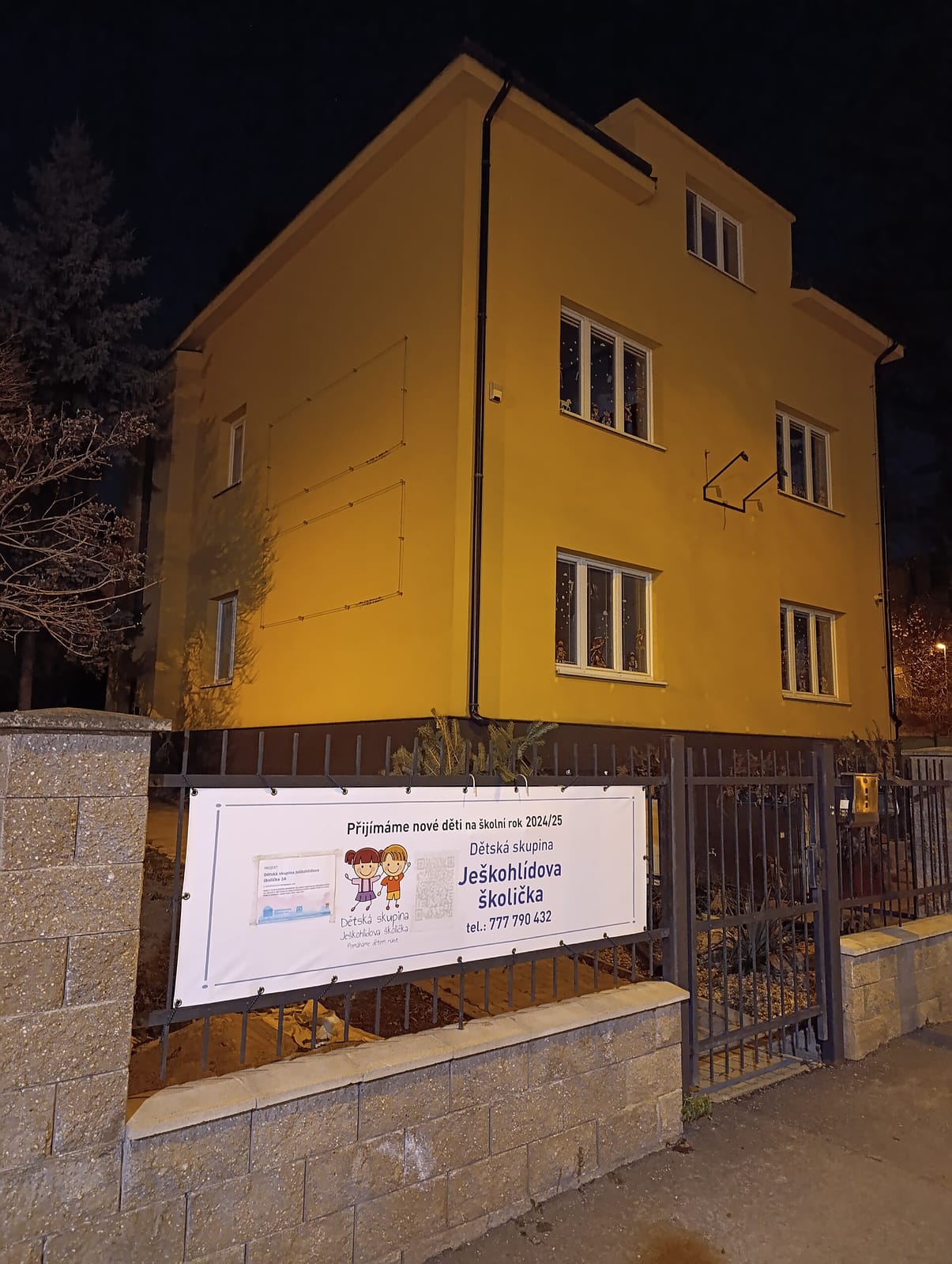 Kavárna Nová hra