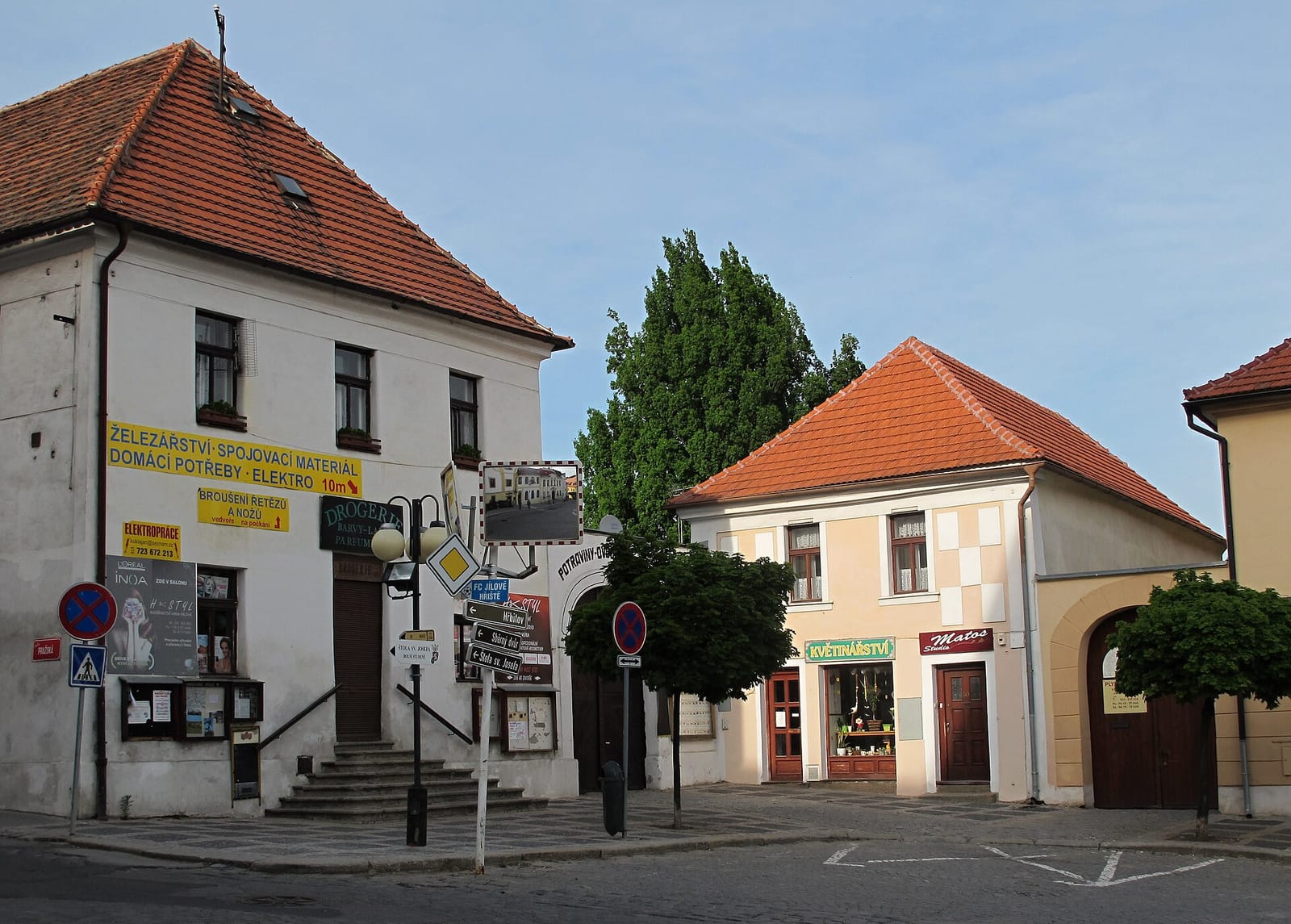 Kavárna a galerie U Zlatého korálku