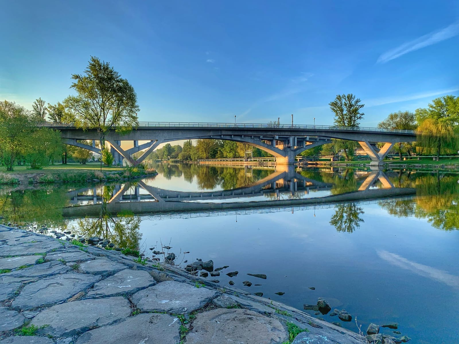 Kavárna Před - Za mostem photo 3
