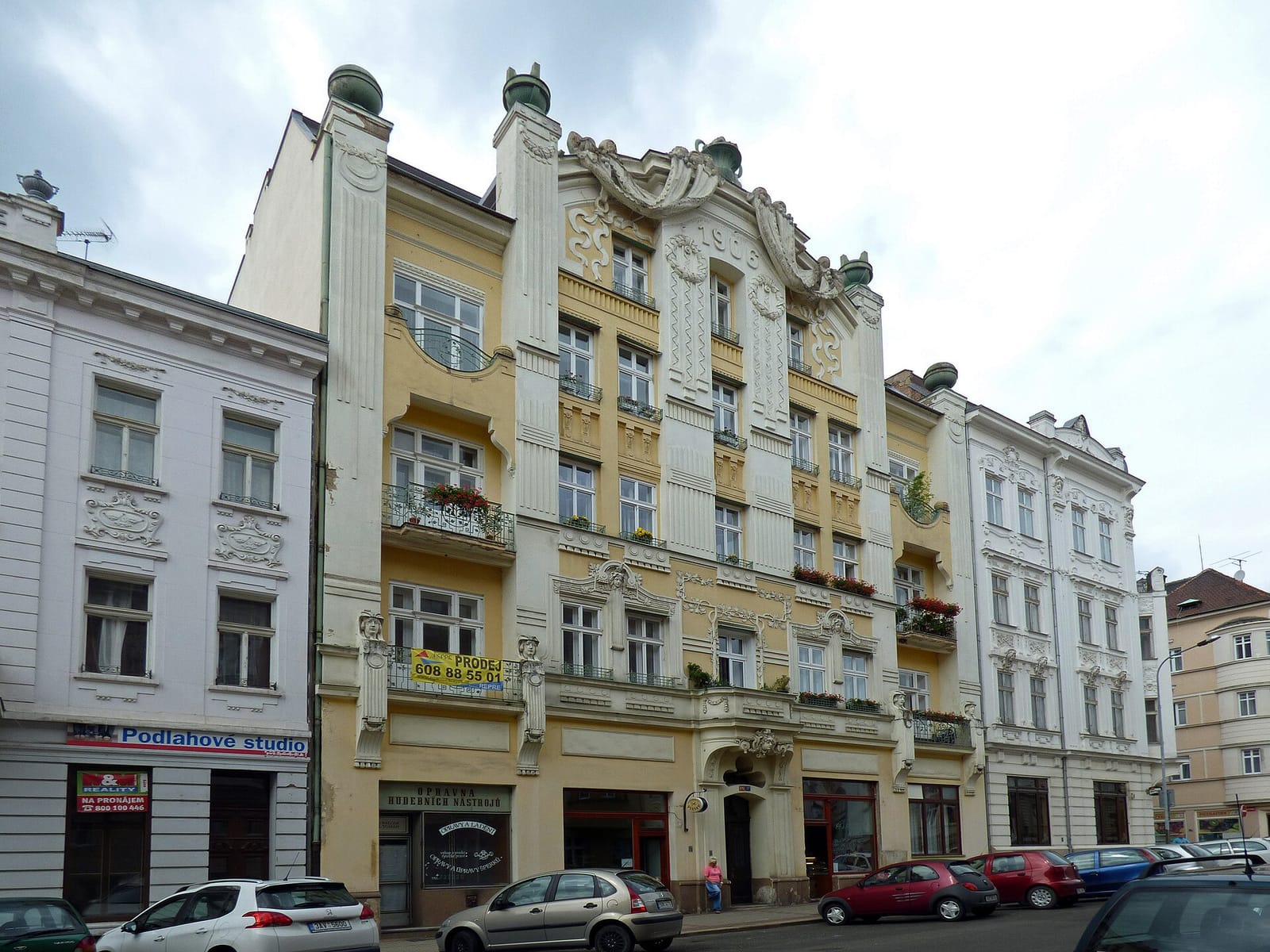 Hlína