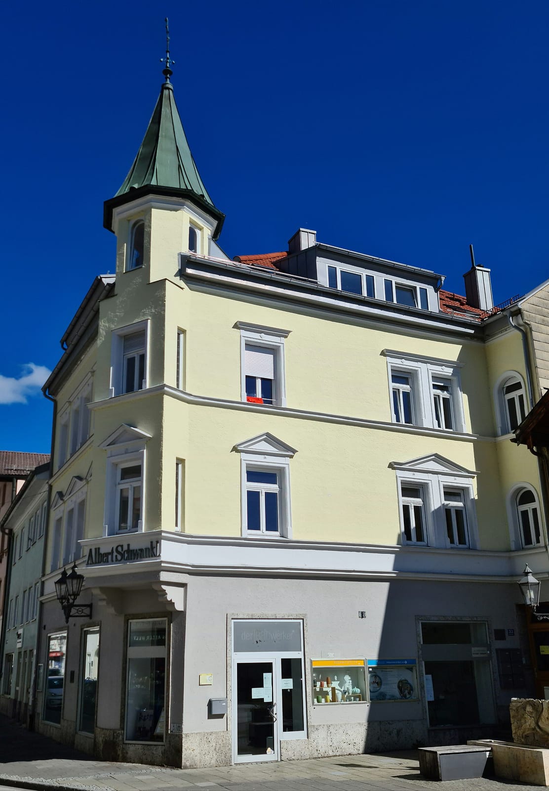 boardBrasserie & Café Bernhofer