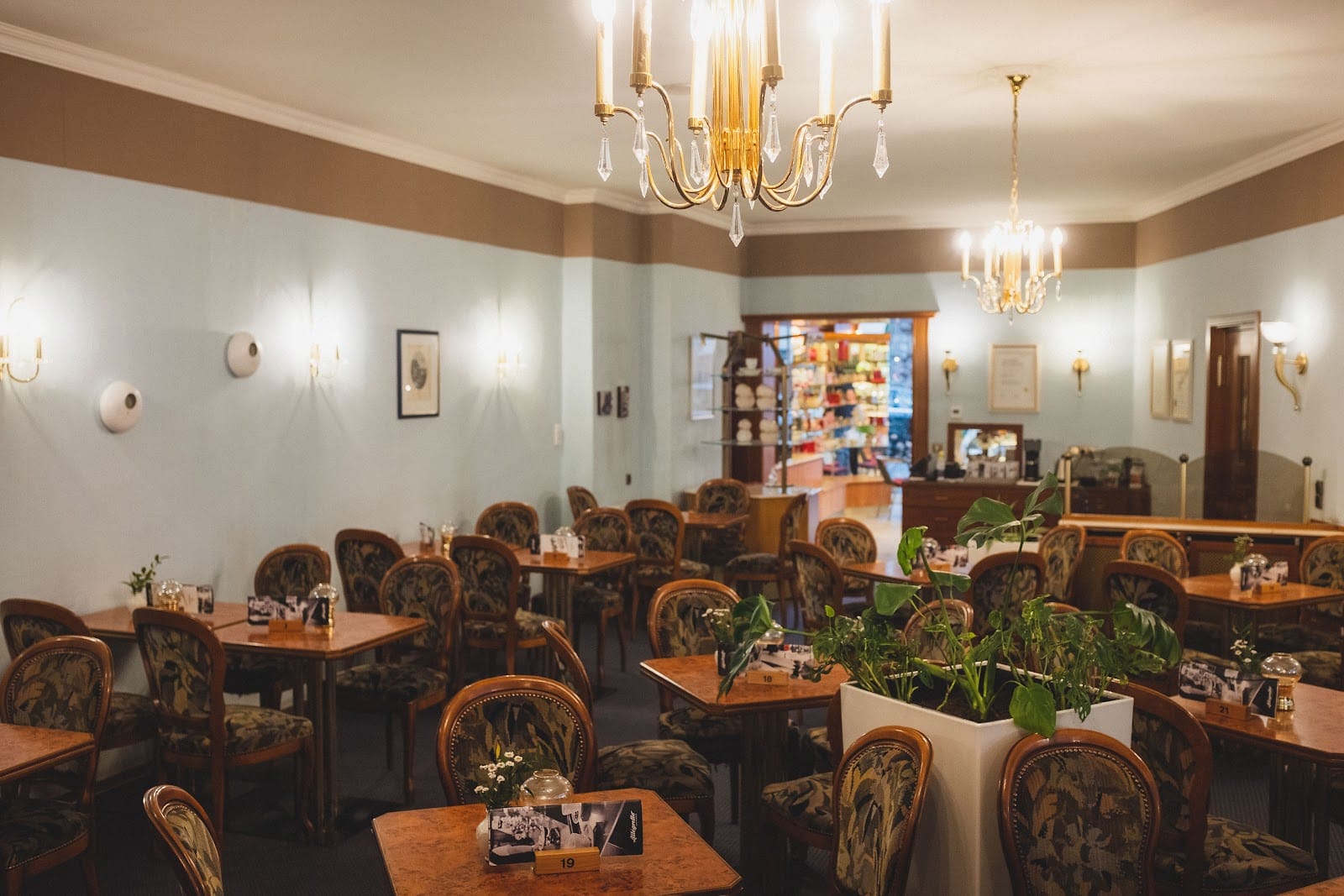 Cafe Schrader