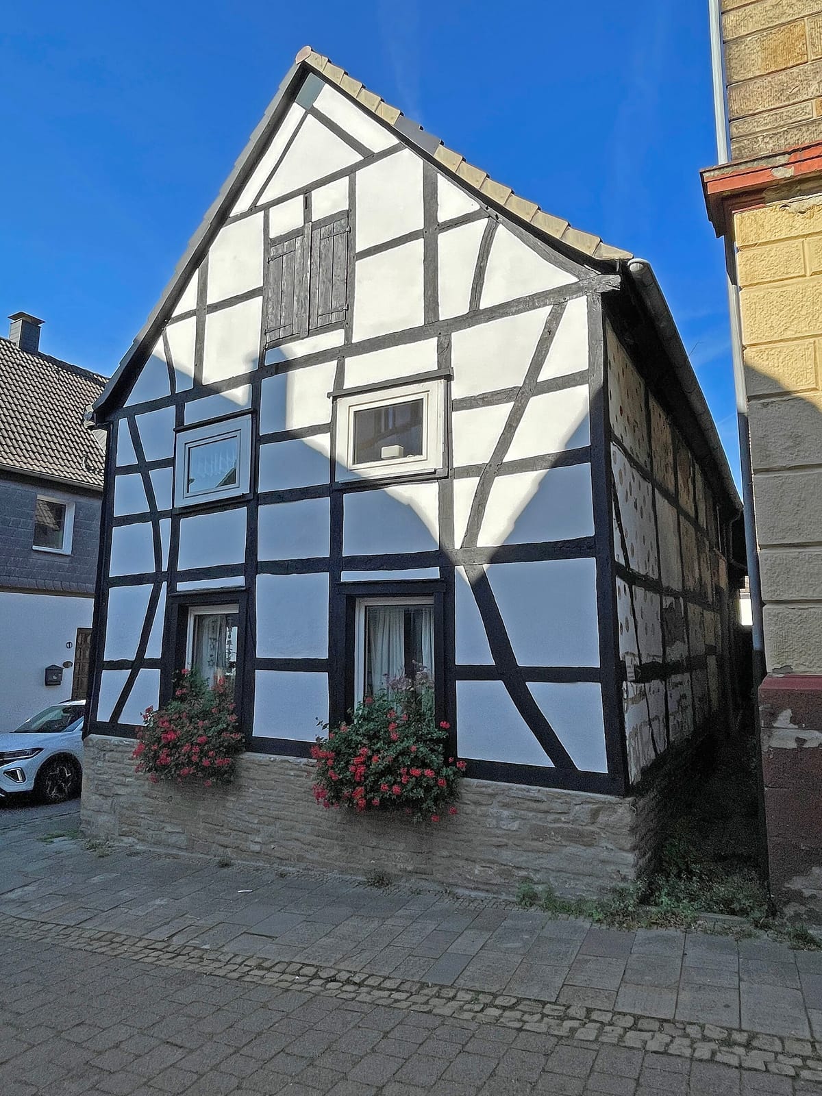 1898