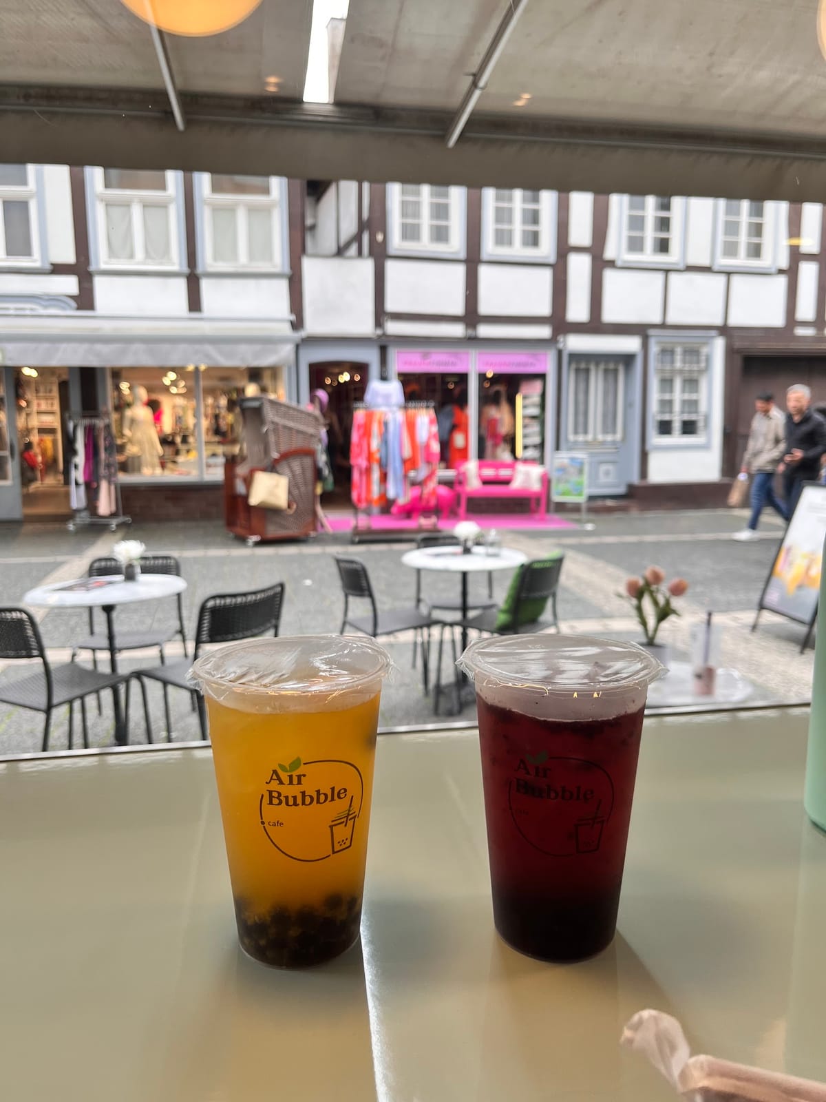 Air Bubble Café