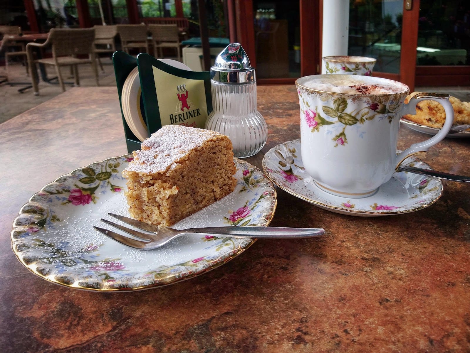 Cafe Rosengarten