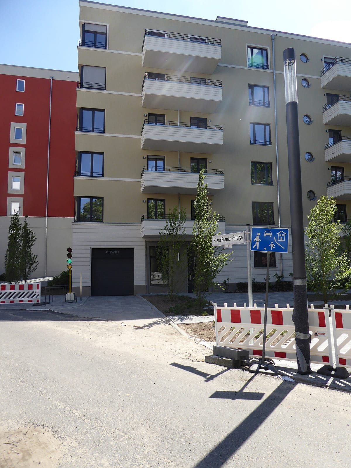 Ein Moment photo 2