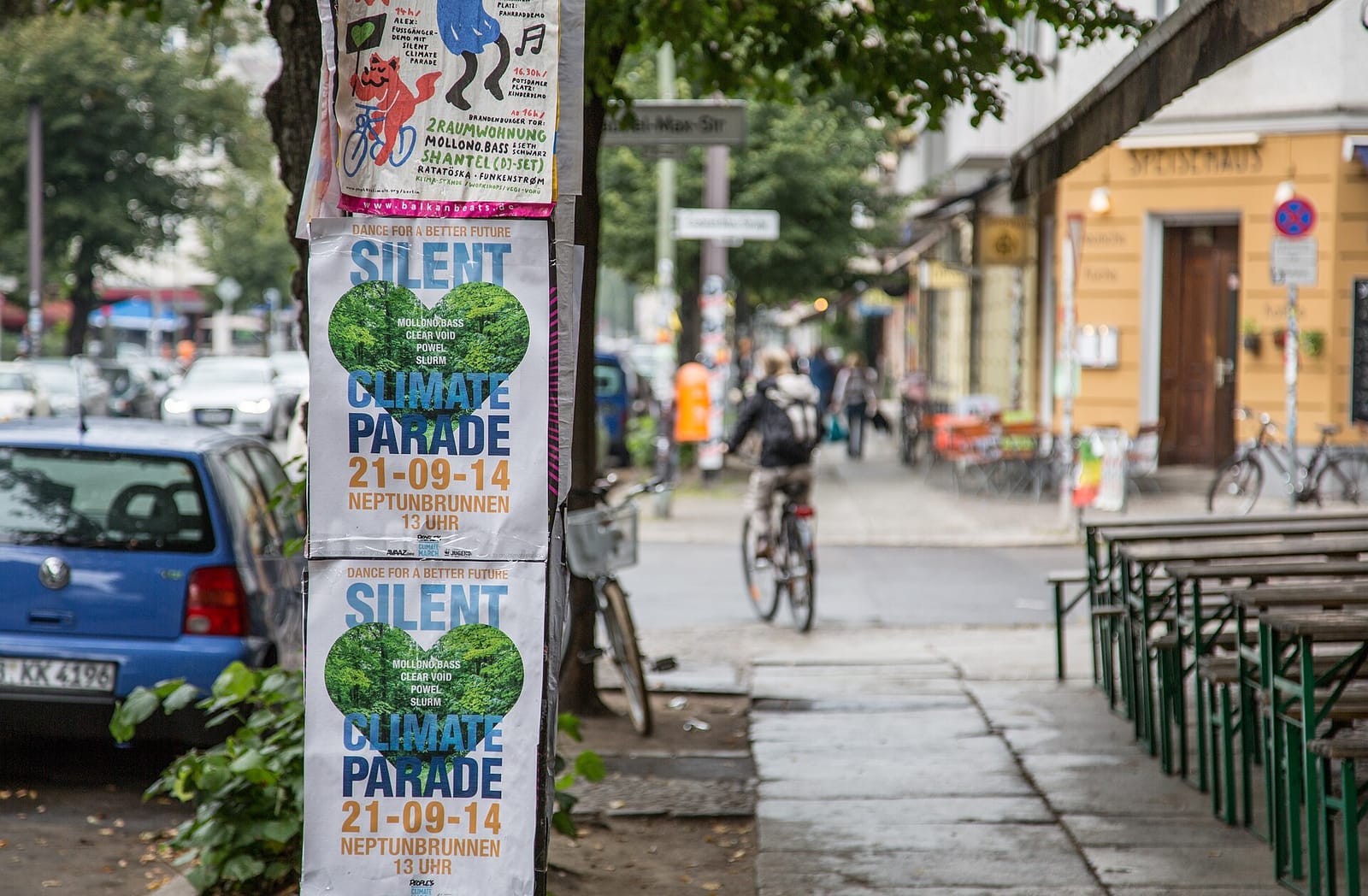 AO Pop up photo 2