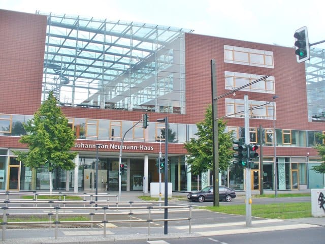 Mensa-Backshop HU Oase Adlershof photo 3