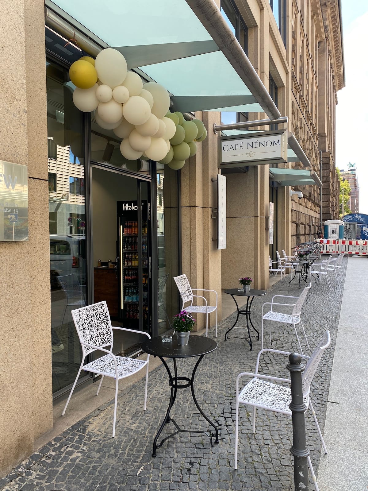 Café Nénom