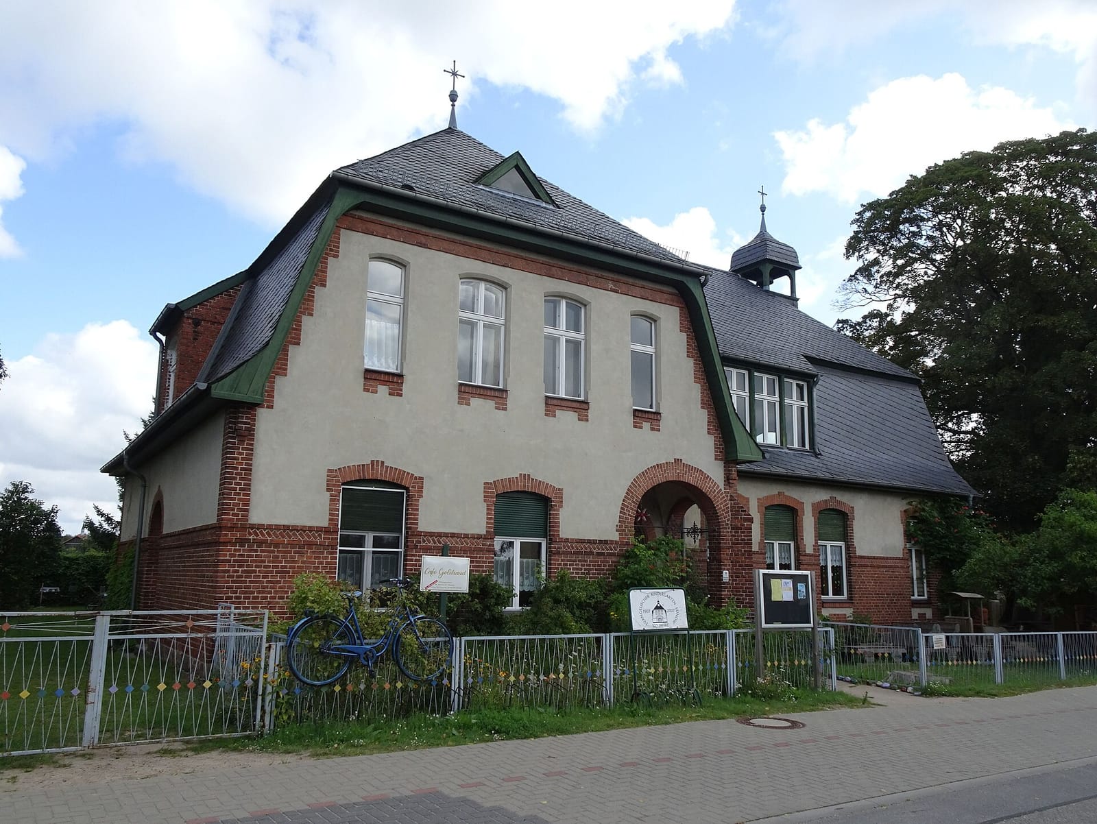Café Goldrand photo 2