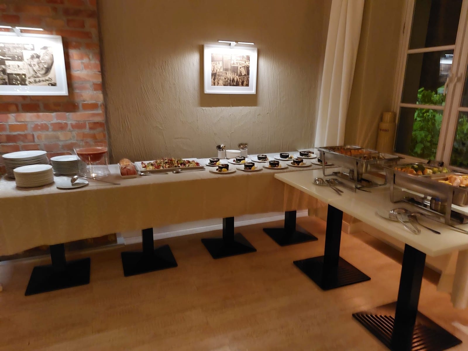 Café EinsBe