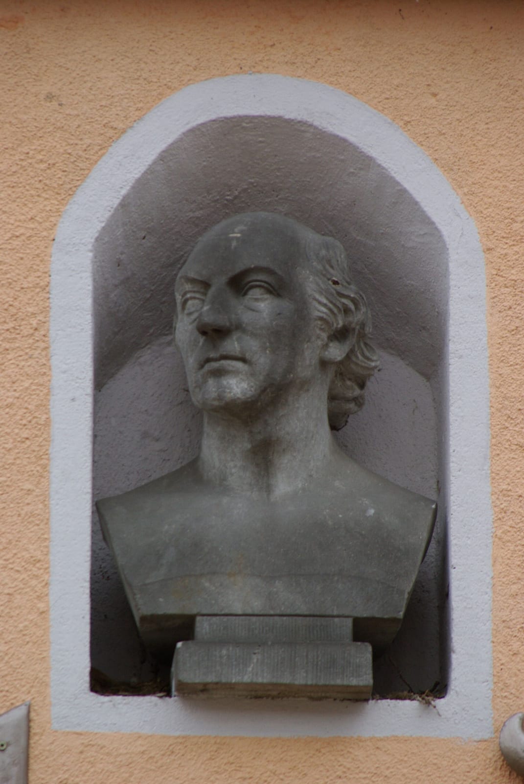 KONRAD photo 2