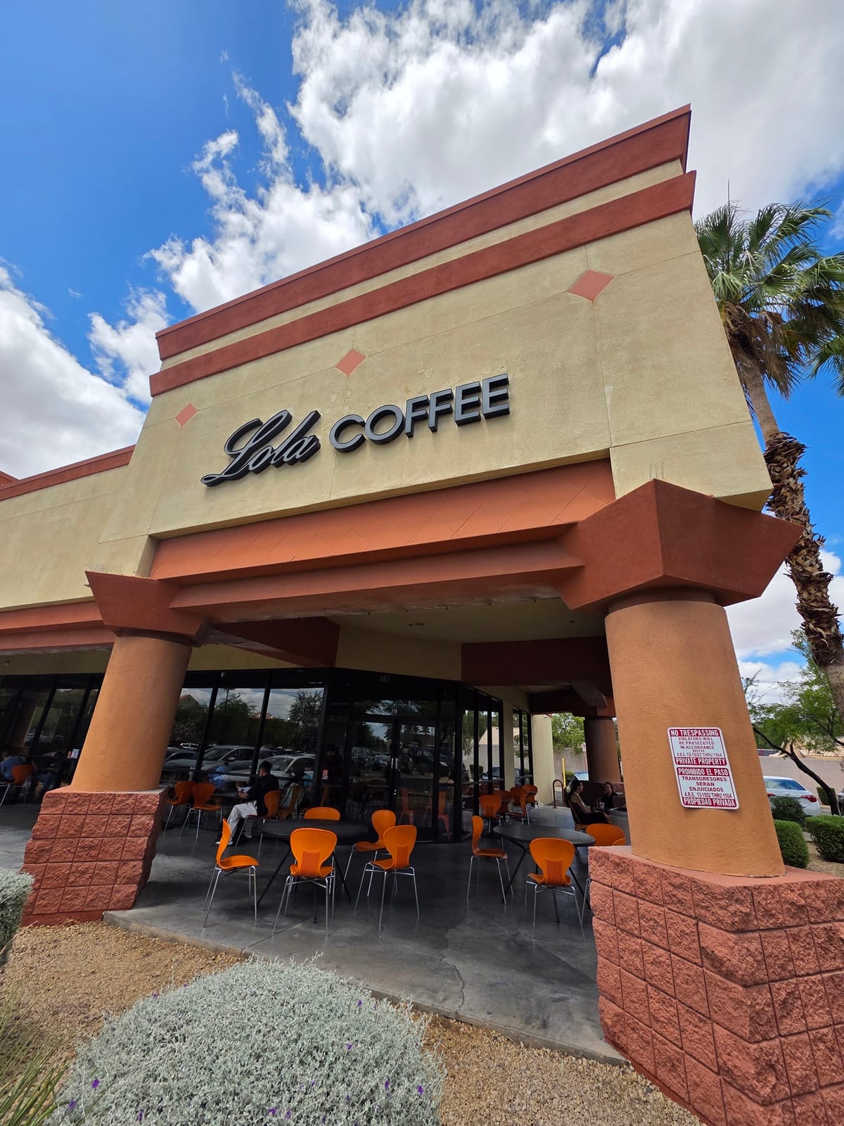 Lola Coffee