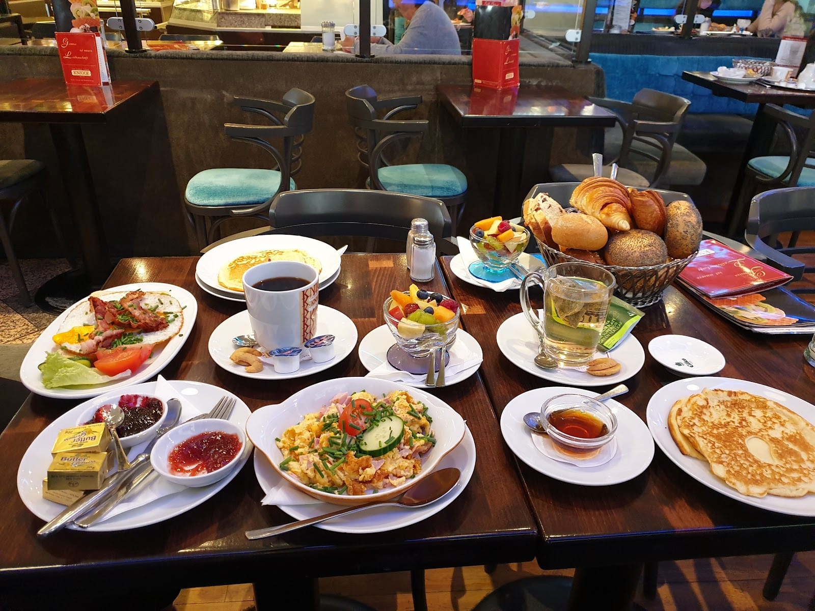 Cafe Knigge
