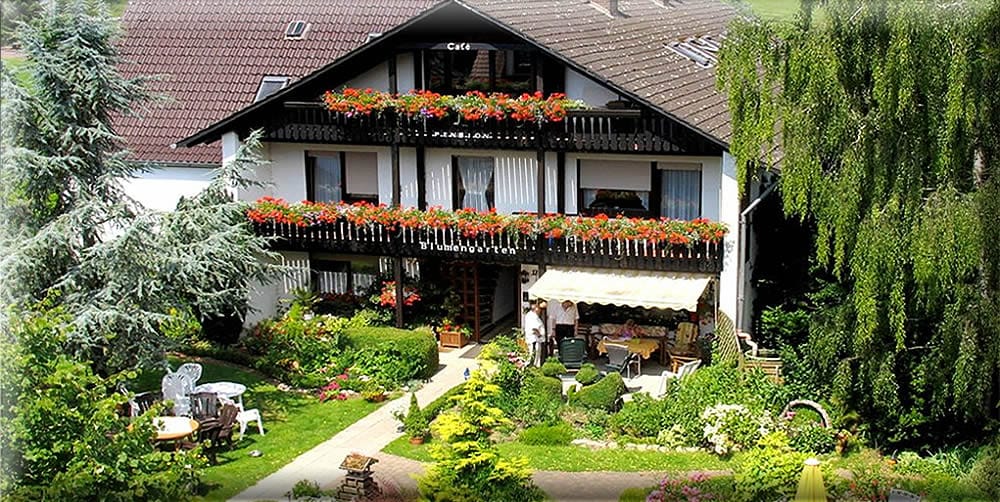 Landhaus Pension Café Blumengarten