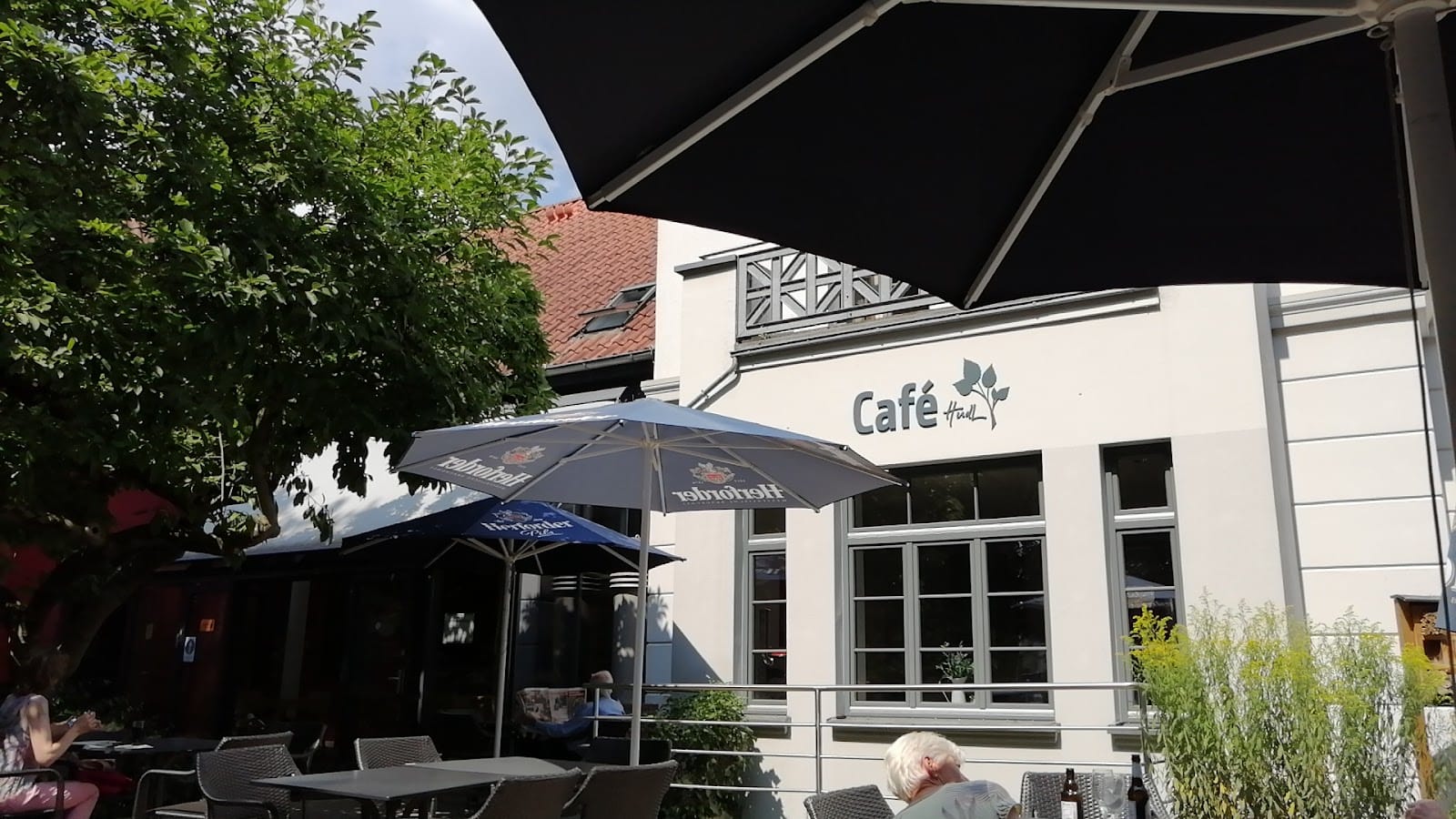 Hudl Café