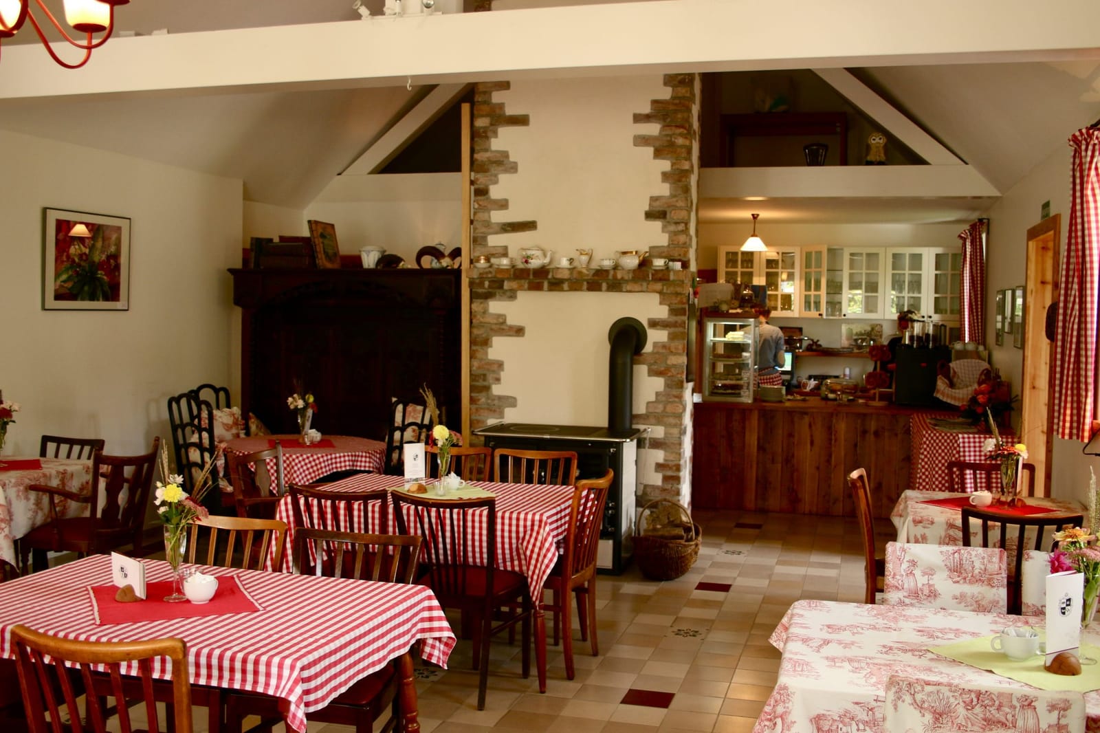 Cafe in der alten Werkstatt photo 3
