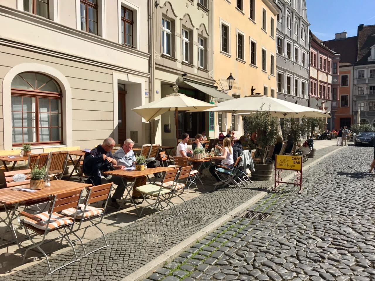 Kaffee am Flüsterbogen