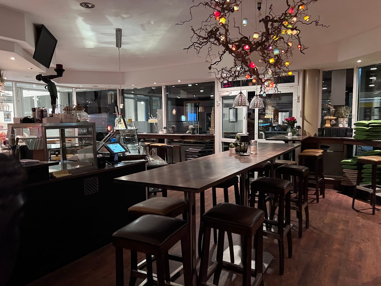 Cafe Aroma