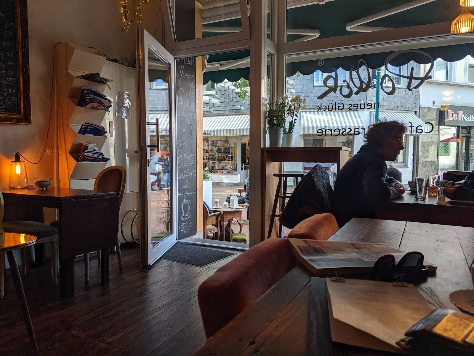 Pollok neues Glück Café & Brasserie