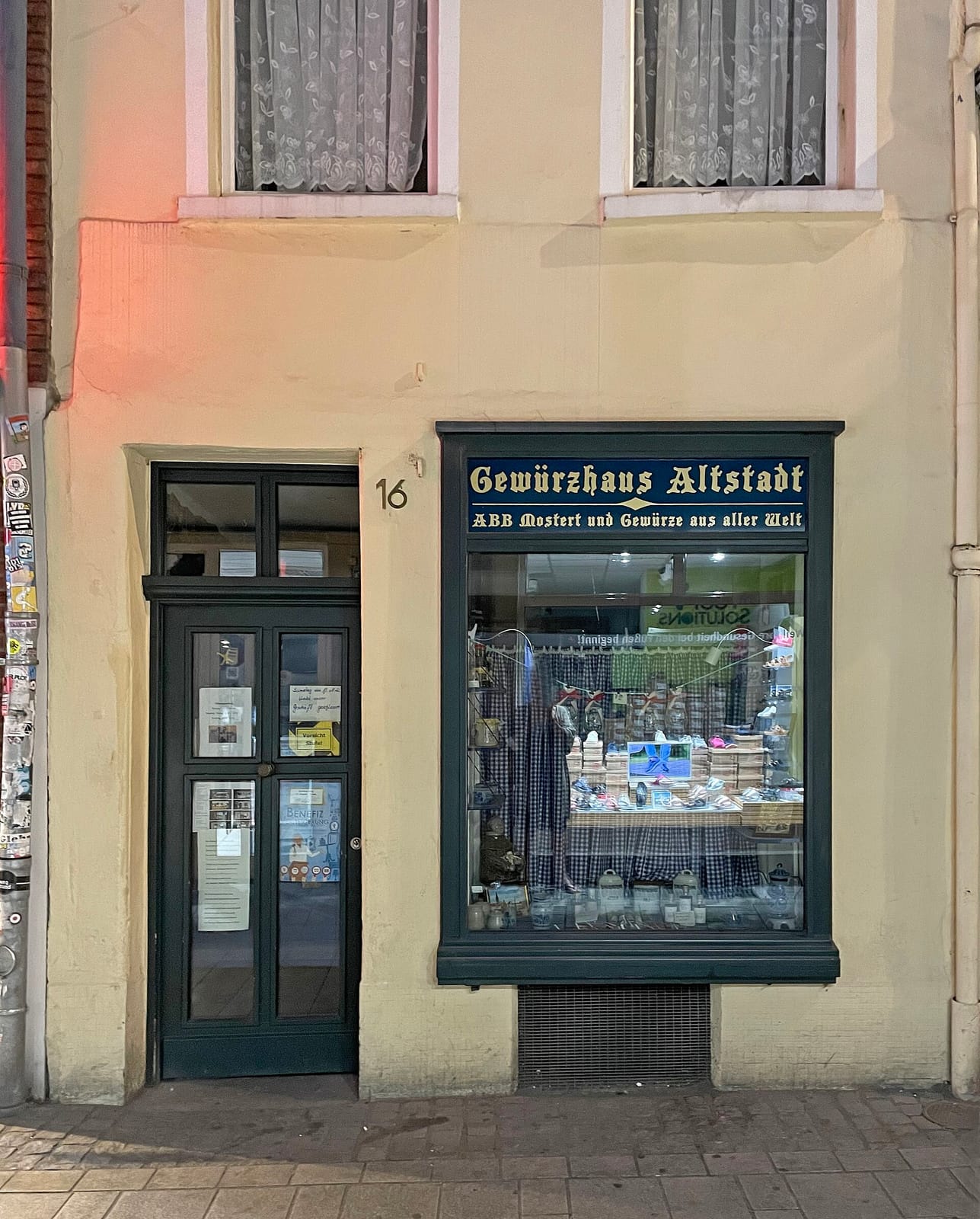 Gagliardi (gebrannte Mandeln) photo 4