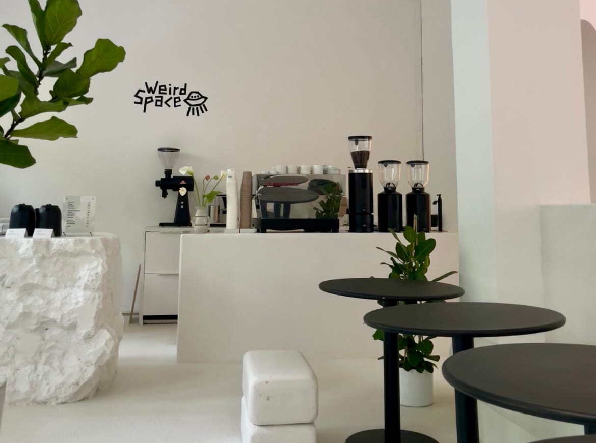Weird Space Café D-Friedrichstadt