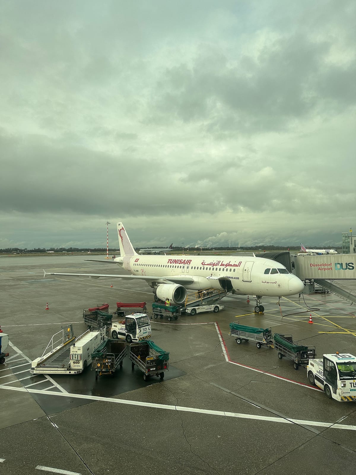 DUS Sky Lounge photo 4