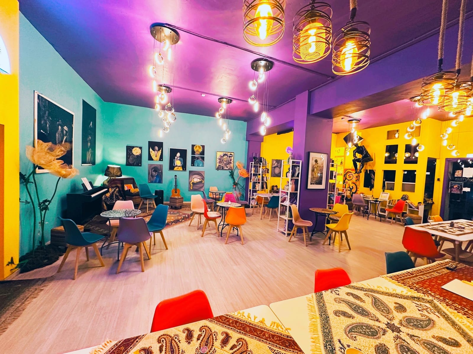 Café Gallery Artists