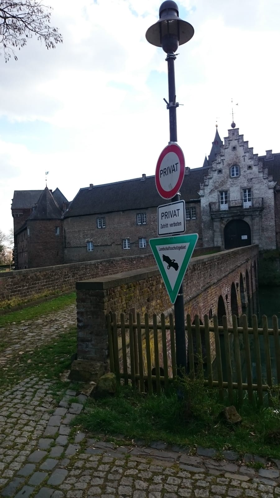 Hülchrather Knusperhäuschen photo 3