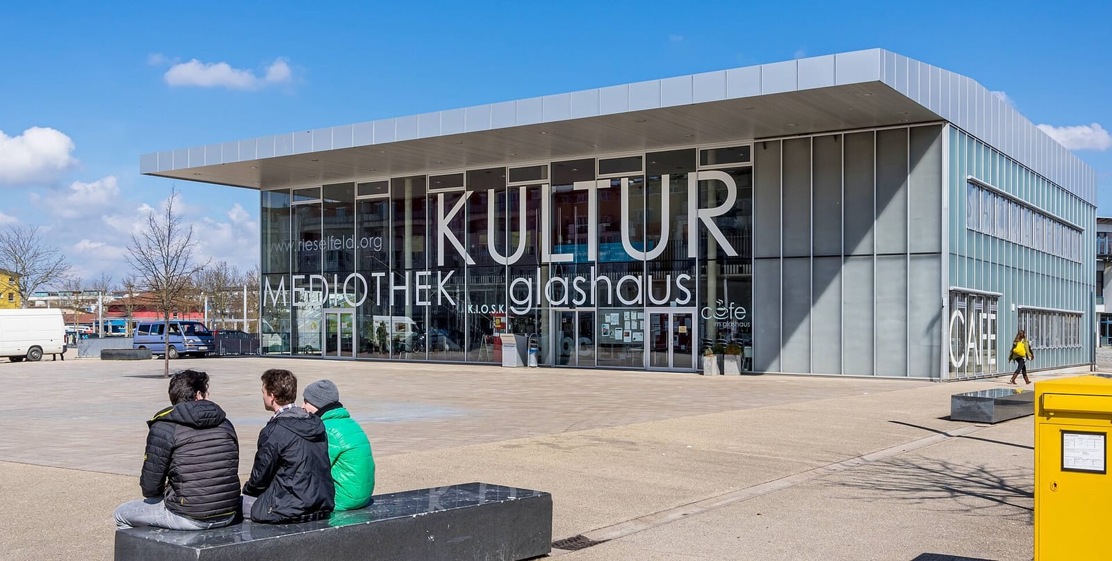 Cafe im Glashaus