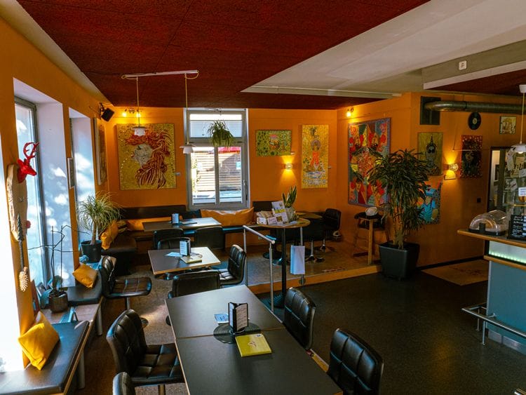 Café Art photo 3