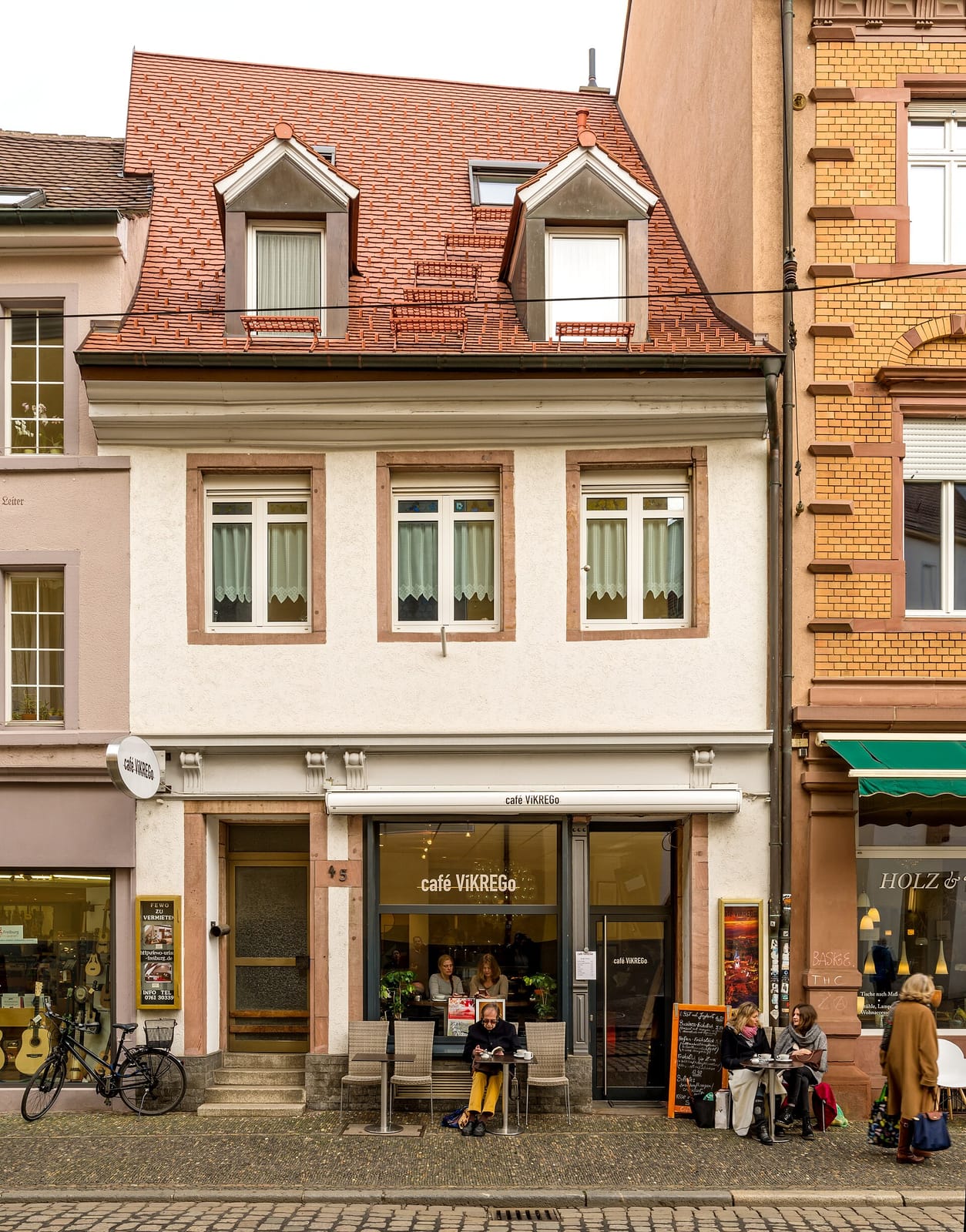 Café Linden photo 4
