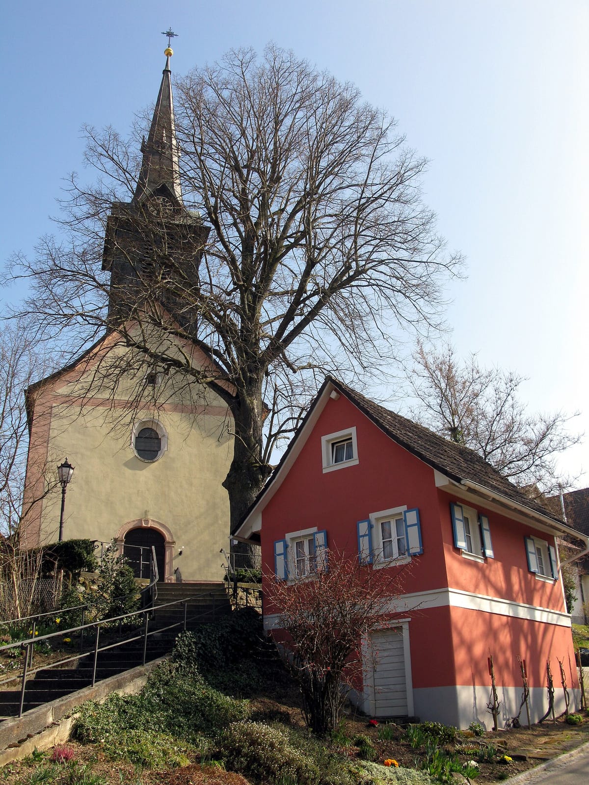 café iz, Café & Dorfladen