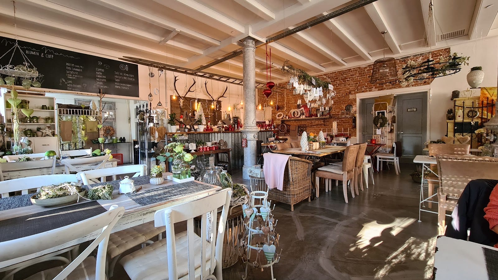 MamaMaria - Blumen & Café