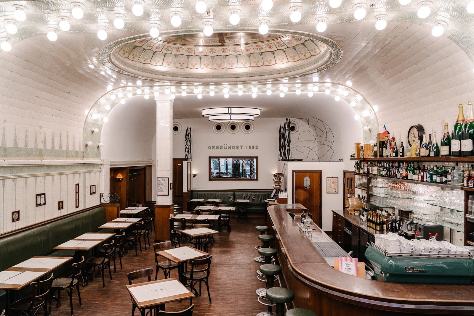 Cafe Paris