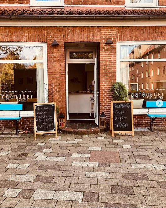 Café Gegenüber