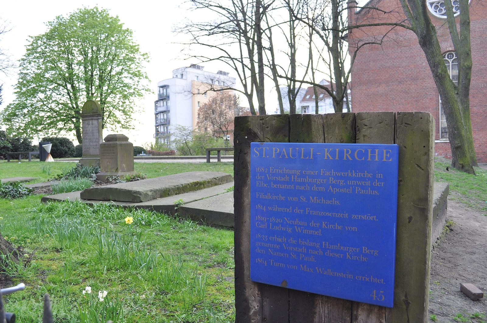 St. Pauli Nixe photo 2