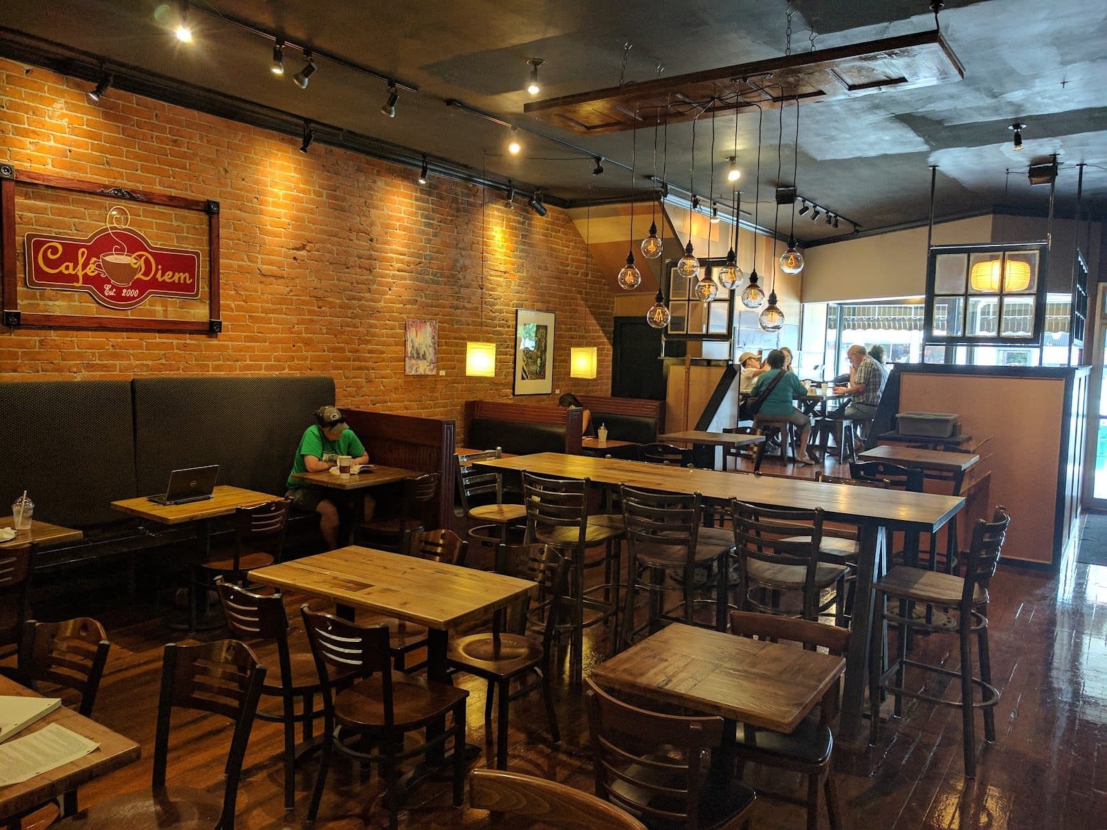 Cafe Diem
